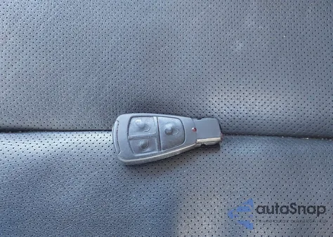 2000 Mercedes-Benz Cl 500 z USA, uszkodzony, nr VIN WDBPJ75J6YA002278